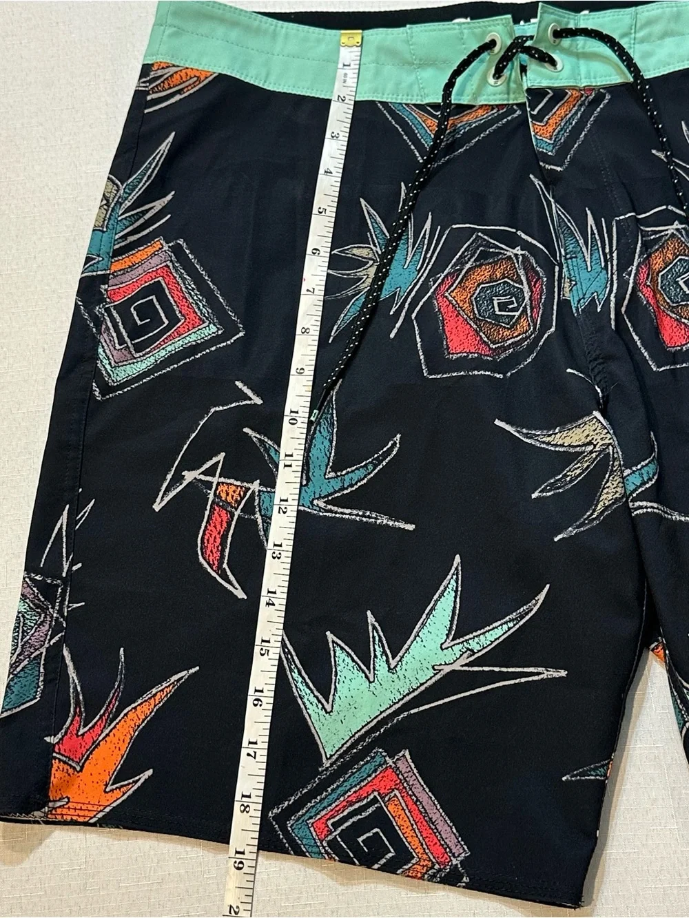 Billabong Recycler Sundays Airlite Board Shorts Men’s Size 34 Black & Mint